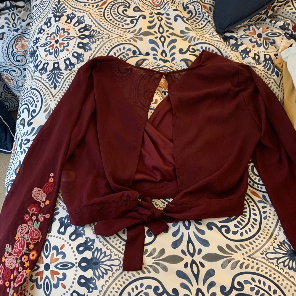 Blouse - Picture 2 of 3